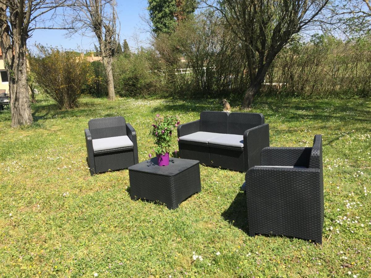 B&B Et Gite D'Ayran Saint-Quentin-la-Poterie Esterno foto