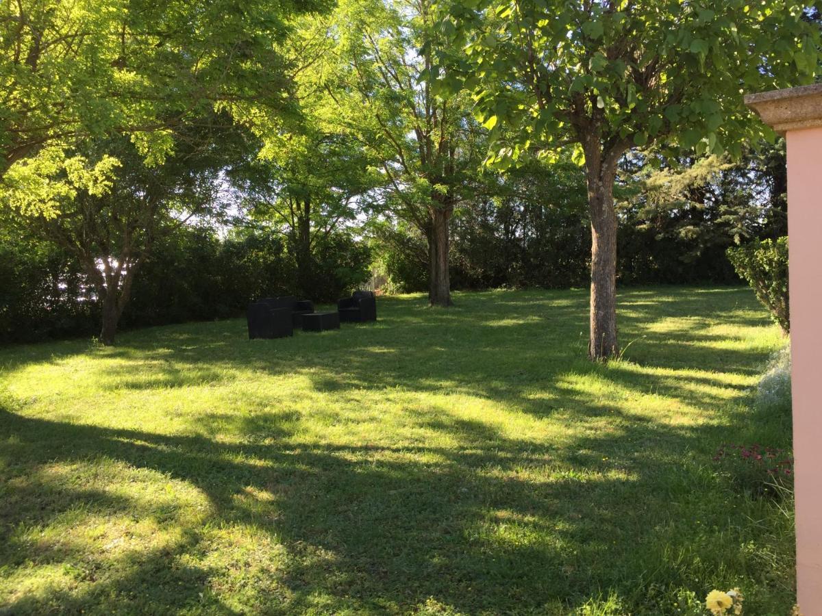 B&B Et Gite D'Ayran Saint-Quentin-la-Poterie Esterno foto