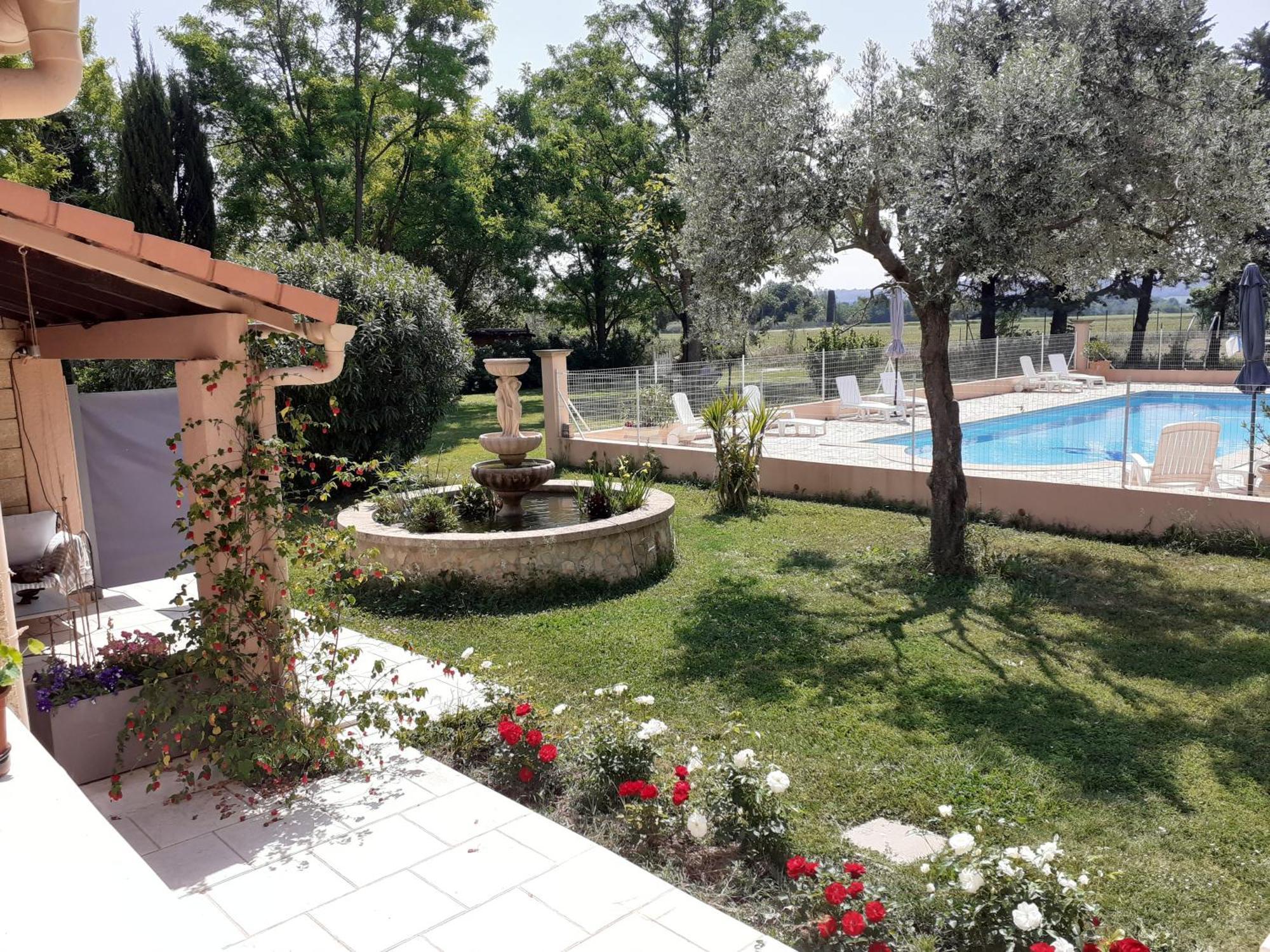 B&B Et Gite D'Ayran Saint-Quentin-la-Poterie Esterno foto